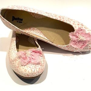 Pazitos Woman’s ballerina shoe size 7.5  - in great condition very versa…